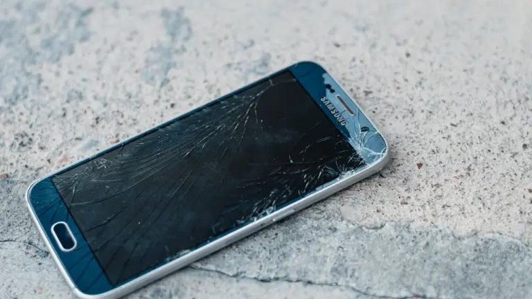 Sen o niedziałającym telefonie: co może mówić o granicach